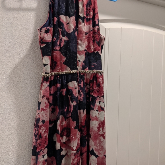 SLNY embellished Maxi - Picture 7 of 8